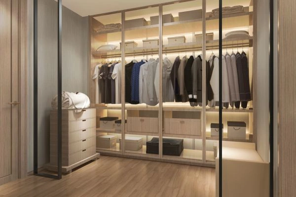 Floor-to-ceiling wardrobes